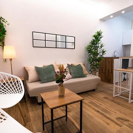 2 A 6 Pax Museos Y Ronda De Atocha Apartment Madrid Bagian luar foto